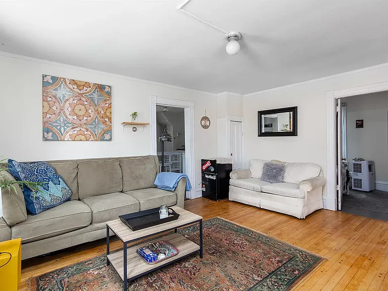 Archibald St — Photo 2