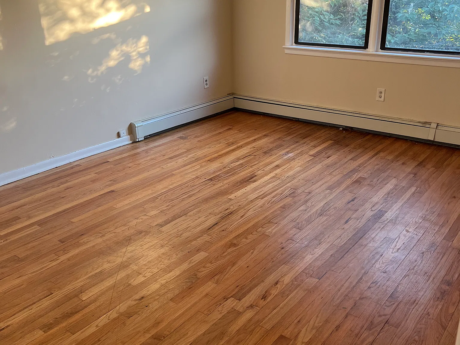 2 bed, 11111 sqft, $2,200 — Photo 1