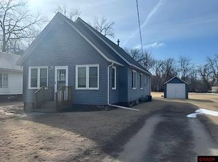 407 Mill St, Welcome, MN 56181