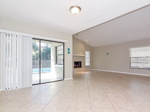 2nd image of 1902 Lake Platt Ln