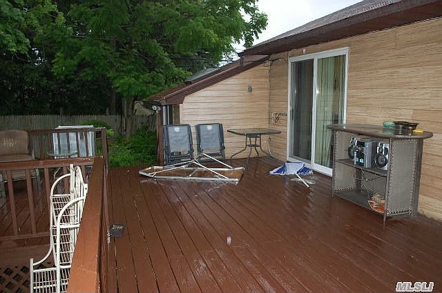 1st image of 749 Othello Ave
