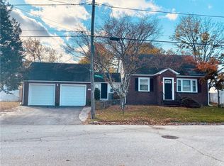 34 America St, Cranston, RI 02920