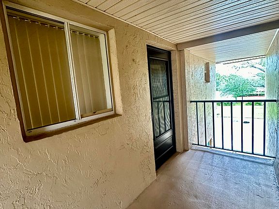 3rd image of 3210 N Harbor City Blvd APT 314