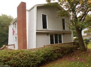 1717 Quawatha Dr, Kernersville, NC 27284