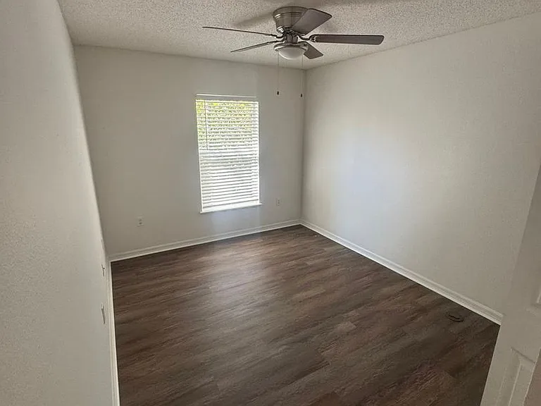 2720 Merrieweather Ln — Photo 27