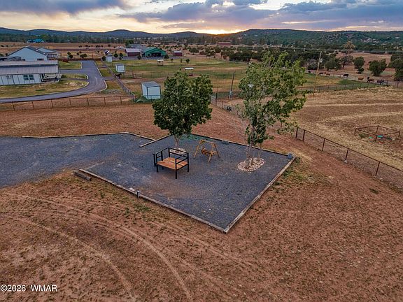5th image of 6756 Plumb Ln