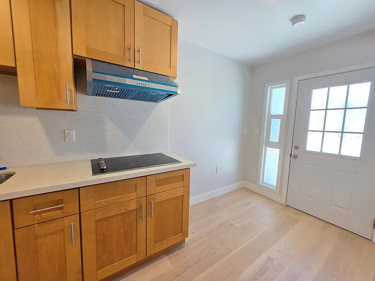 Mullens Dr — Photo 6