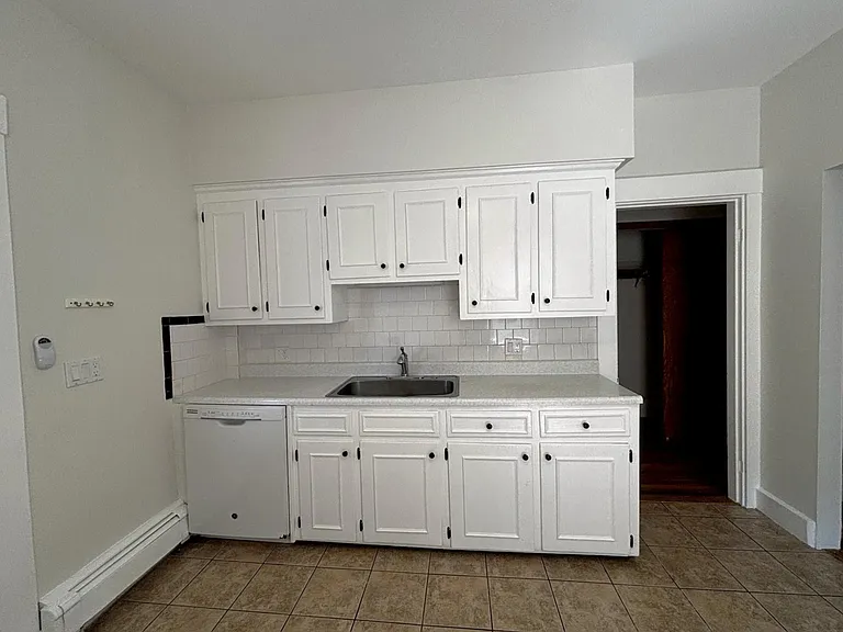 129B Brown St #129B — Photo 21
