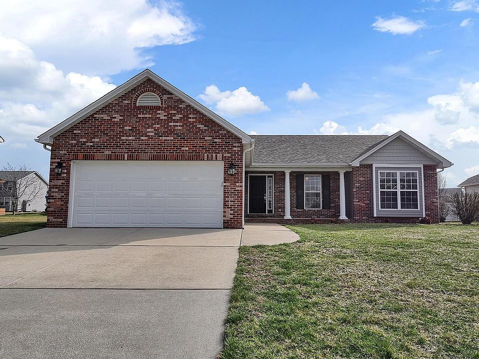 1st image of 204 Ashford Dr