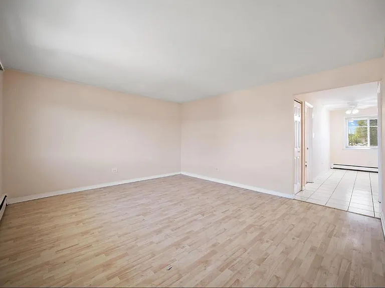 7834 W 95th St #1C — Photo 3