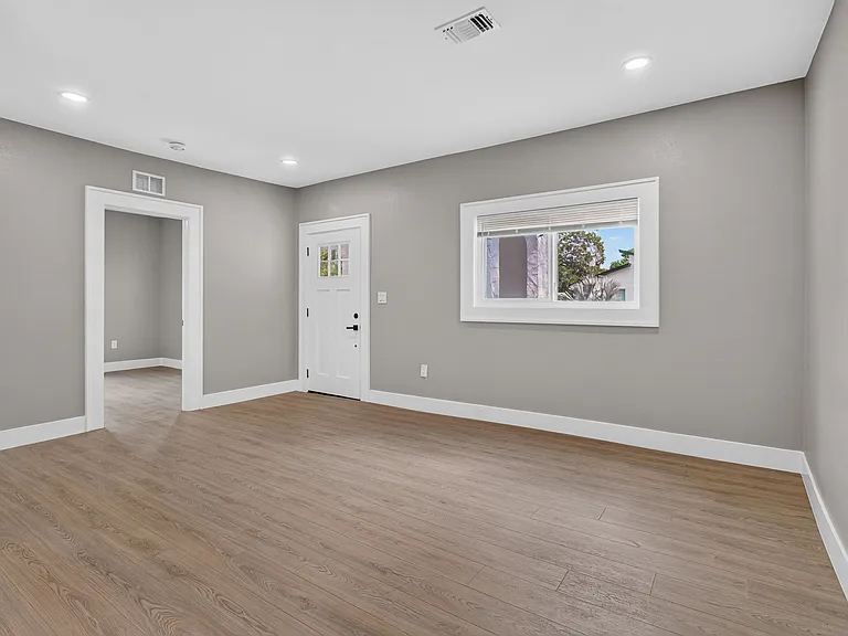 4734 10th Ave S — Photo 15