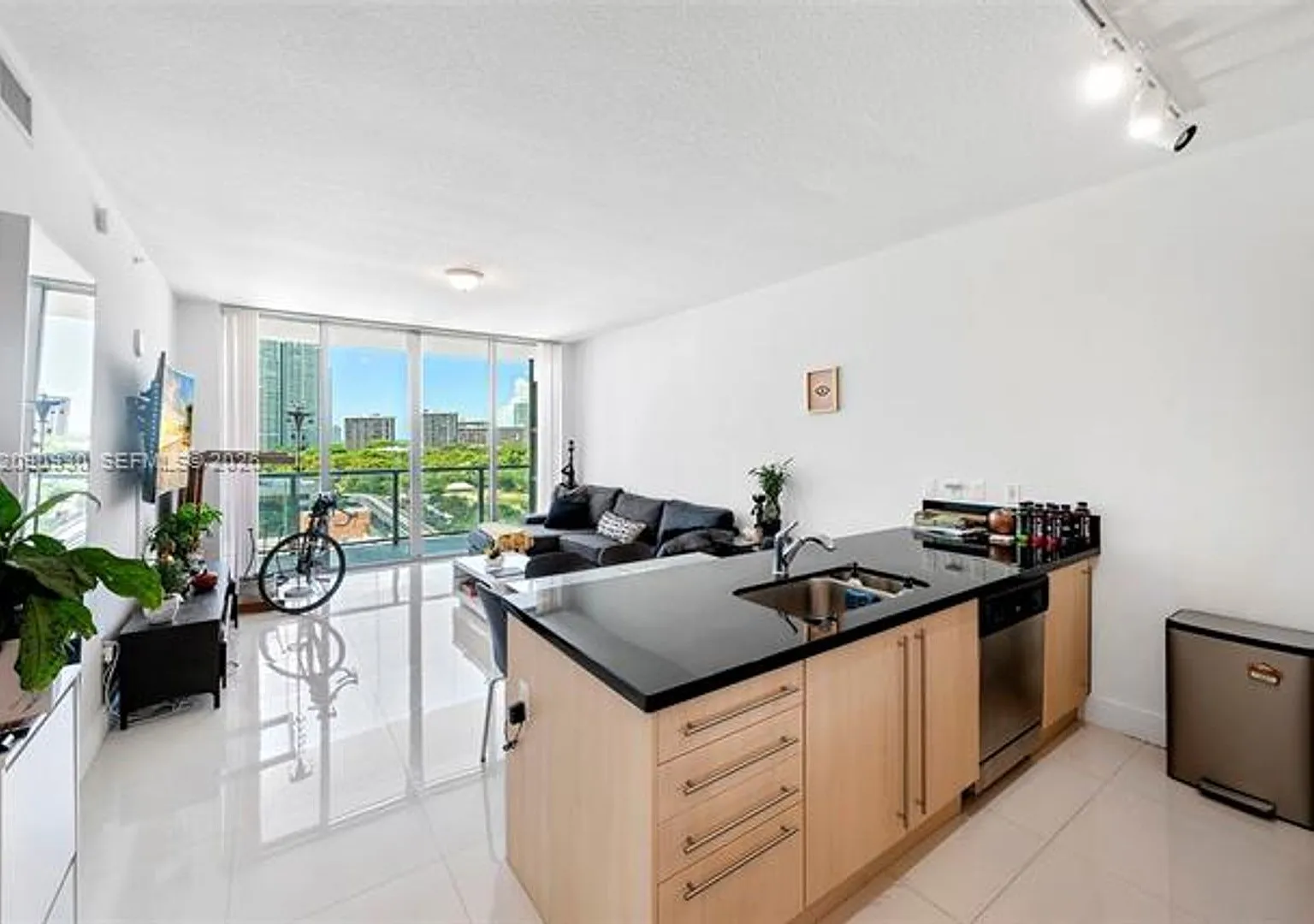 79 SW 12 St cu-1202-S, Miami, FL 33130 — Photo 3