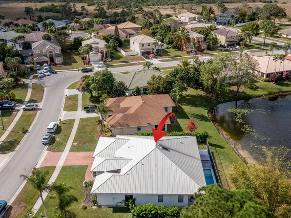 120 Saratoga Boulevard W, Royal Palm Beach, FL 33411