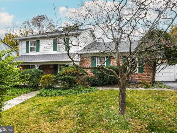 5214 Locust Ave, Bethesda, MD 20814