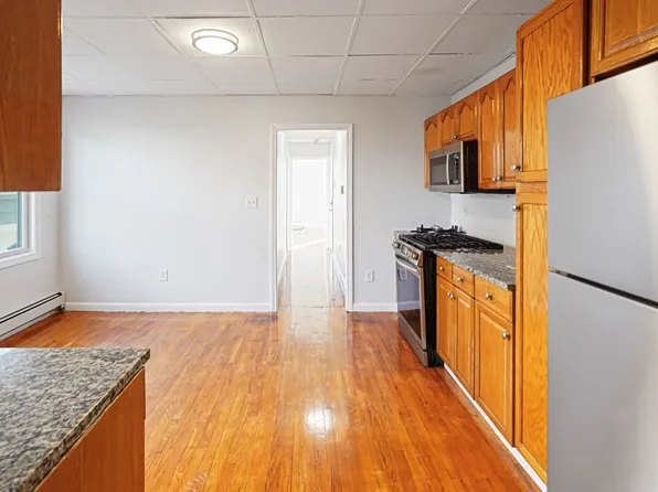 3 Allen St, 3 Allen St APT 6, Worcester, MA 01610