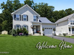 445 S Poplar Ave, Absecon, NJ 08205