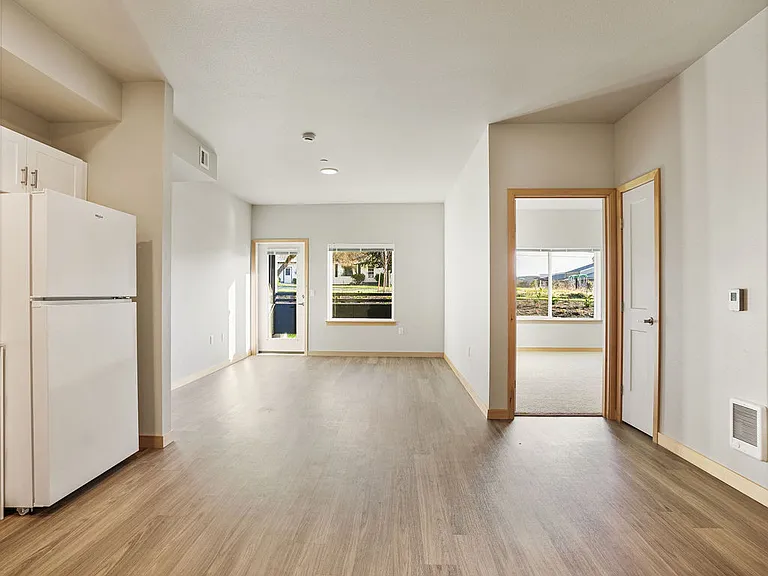 Shadow Creek Apartments — Photo 27