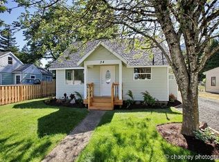 34 NW Lakeside Dr, Cascade Locks, OR 97014