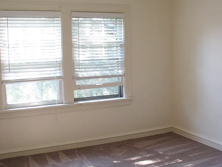 2638 Fenwick Rd — Photo 24
