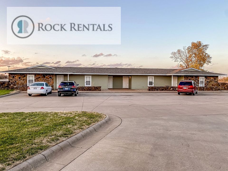 1st image of 728 Crazy Horse Rd #1