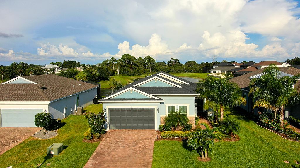 752 W Bayshore Dr - Property Image