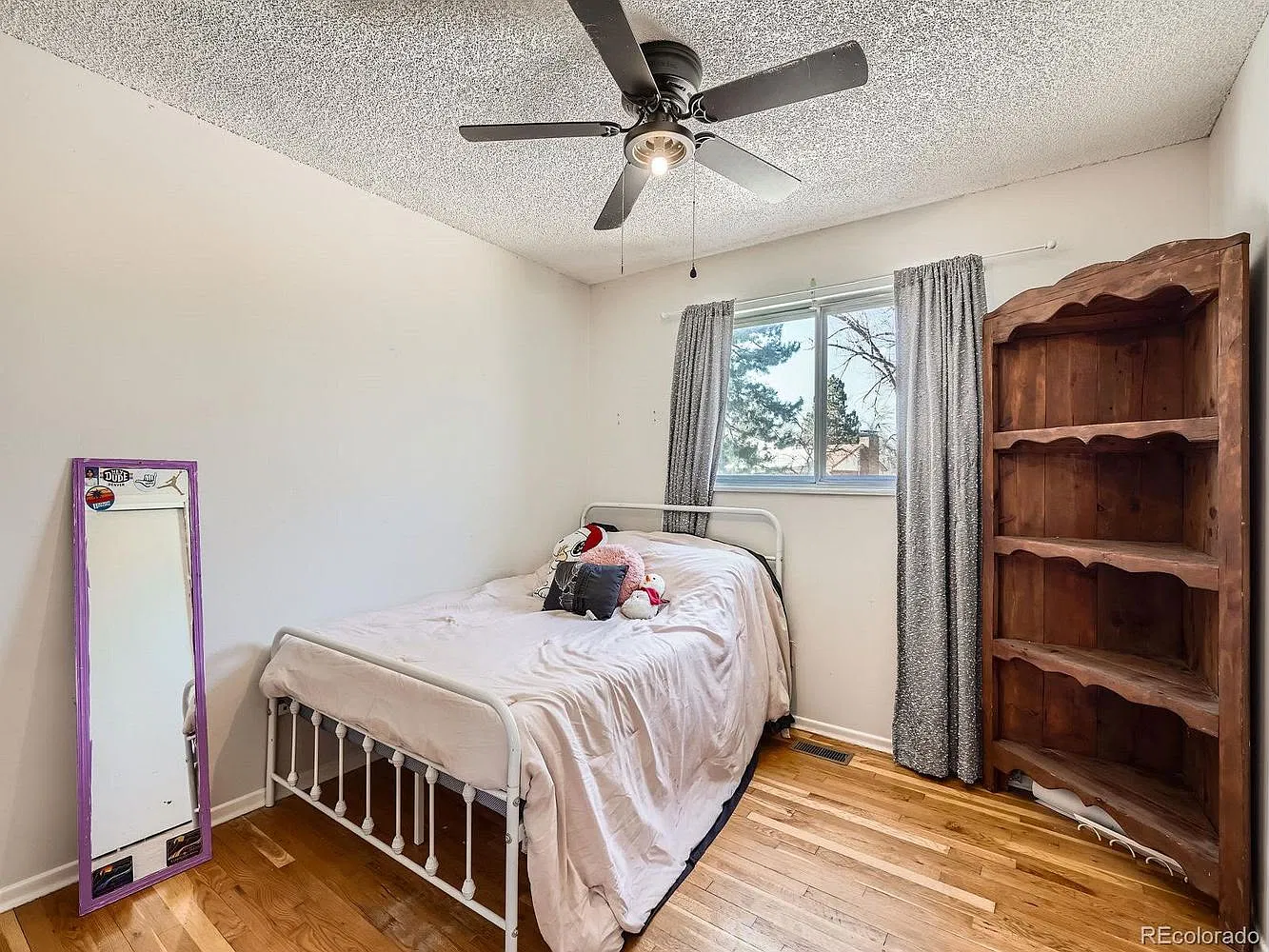 3 bed, 1445 sqft, $2,661 — Photo 2