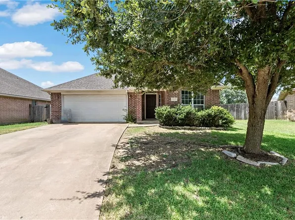 1017 Bougainvillea St, College Station, TX 77845