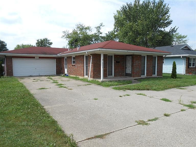 1st image of 2906 Roosevelt Blvd