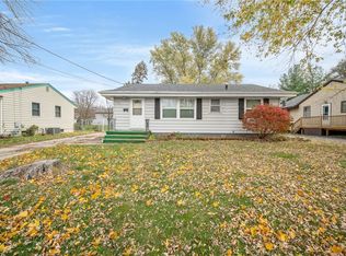 405 SW 60th St, Des Moines, IA 50312
