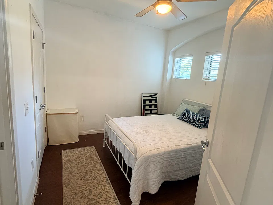 2505 San Gabriel St #309
