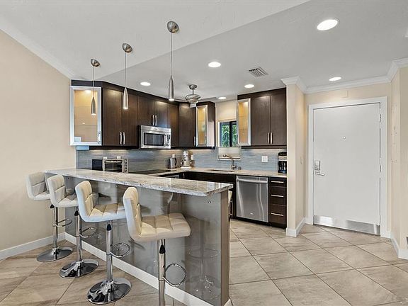 3rd image of 1624 Stickney Point Rd Unit 24-407