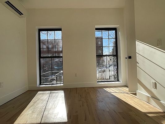 5th image of 1267 Herkimer St #A