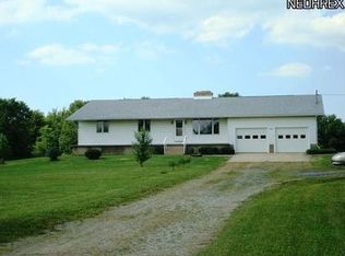 8231 Tallmadge Rd, Ravenna, OH 44266