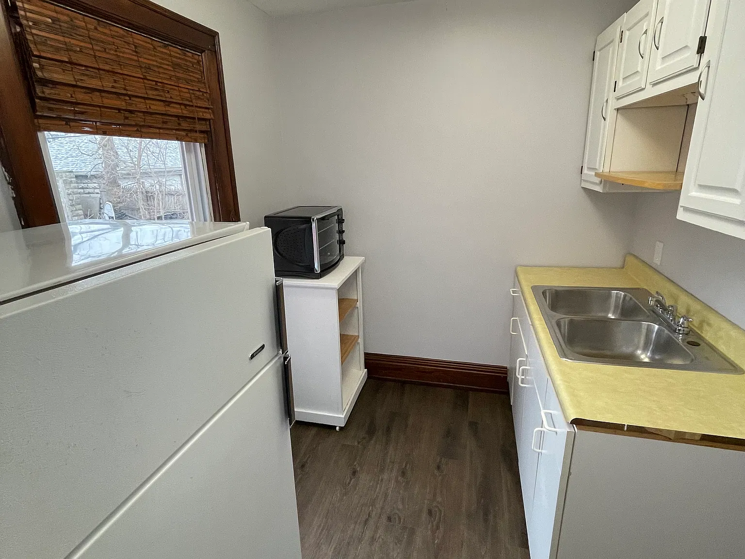 Studio, 300 sqft, $750 — Photo 4