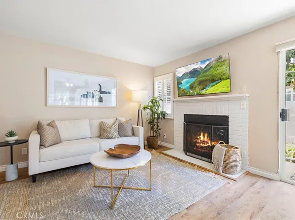 1866 Rory Ln Unit 2, Simi Valley, CA 93063