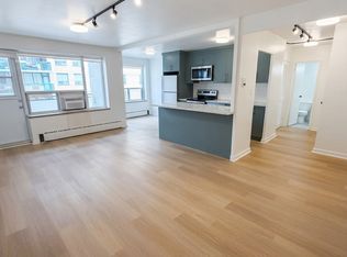 420 Eglinton Ave E #204, Toronto, ON M4P 1L8