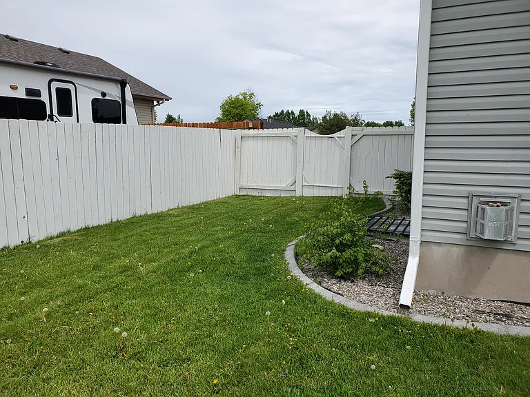 648 S Holladay Dr — Photo 21