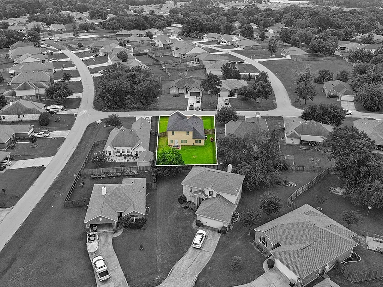 13092 Greenbriar — Photo 34