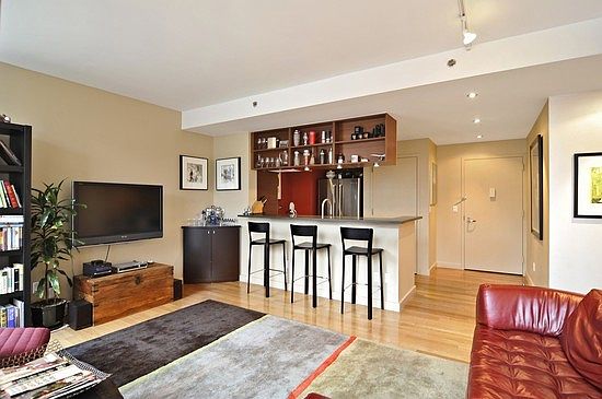 Kitchen Reverse