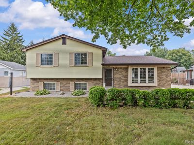 1195 Edwin St, Westland, MI, 48186