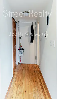 Rented by Street Realty Brokerage LLC | media 8