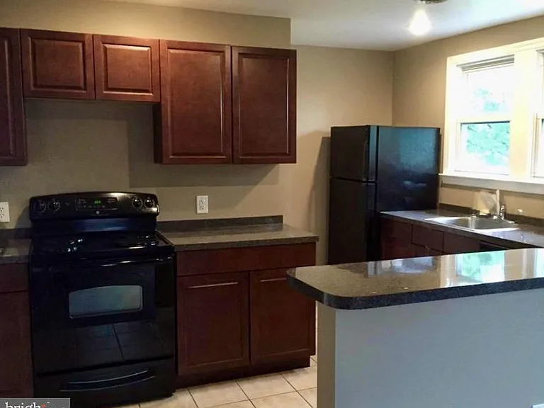 29 E Buckingham Ave #2 — Photo 4