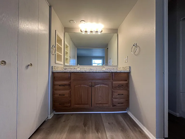 11020 McDowell Dr — Photo 22