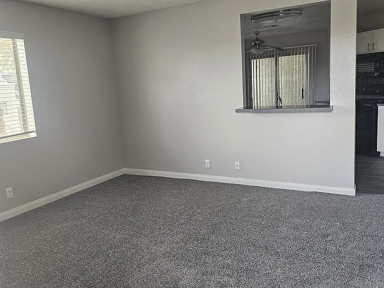 5231 Pioneer Ave #204 — Photo 20