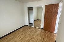 4th image of 604 2nd St #10913079