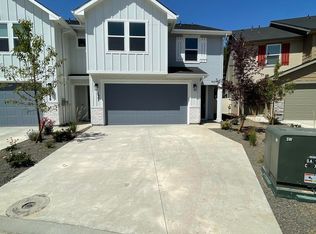 1667 N Solterra Ln, Meridian, ID 83646