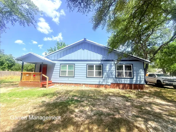 505 W Avenue C, Lampasas, TX 76550