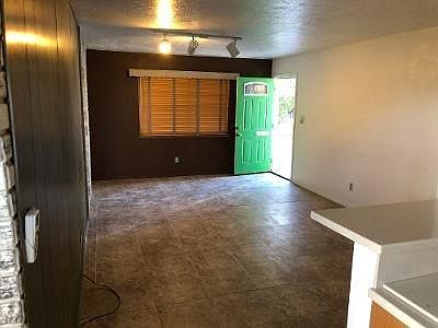 5th image of 1104 E Navajo St