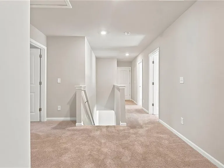 157 Lost Creek Blvd — Photo 23