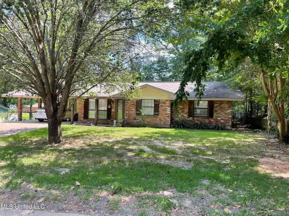 3344 Dawn Dr, Pearl, MS 39208